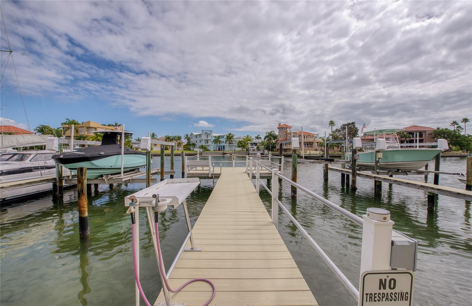 Image 47 of 61 For 285 Madeira Circle