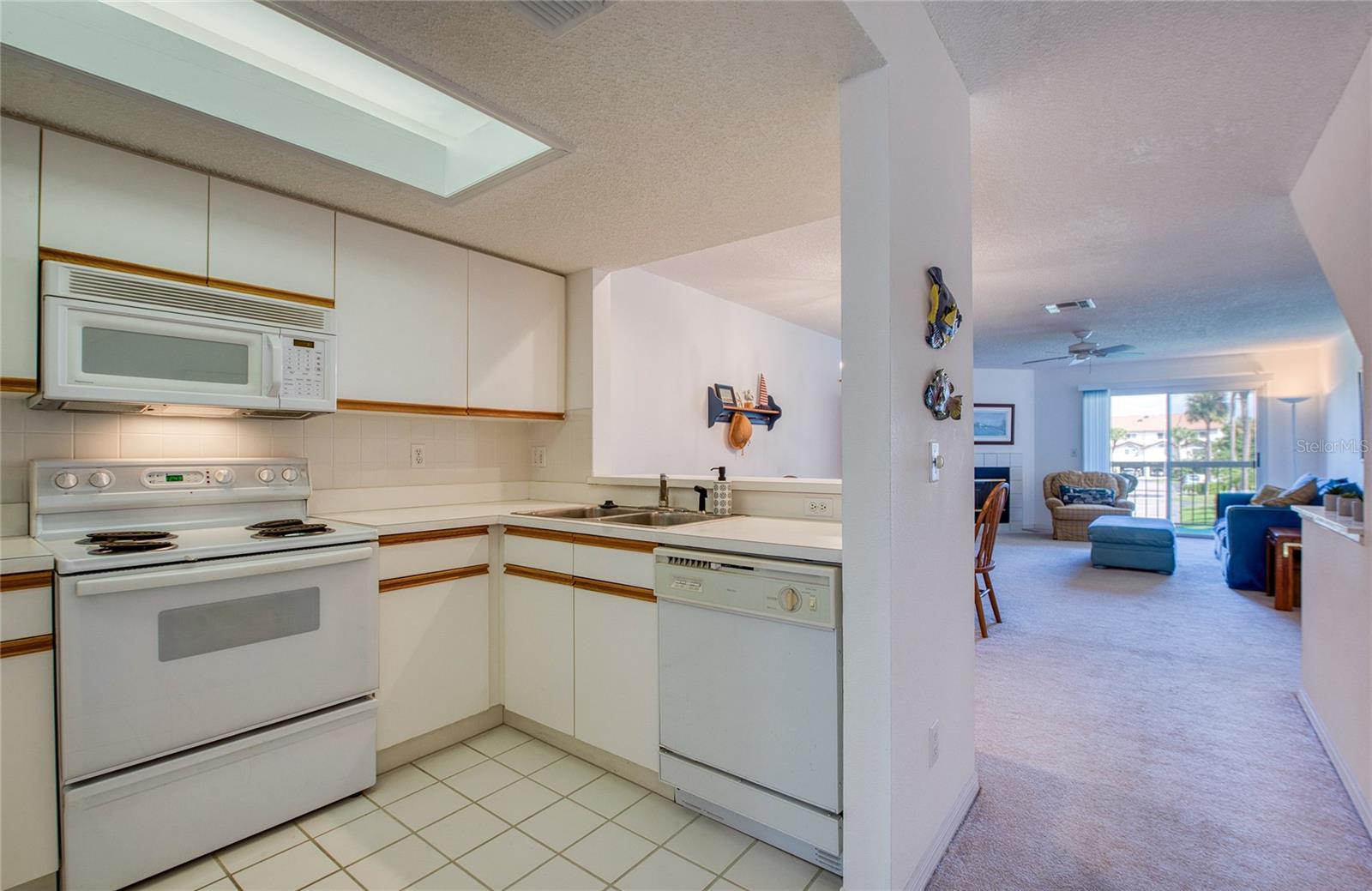 Image 5 of 61 For 285 Madeira Circle