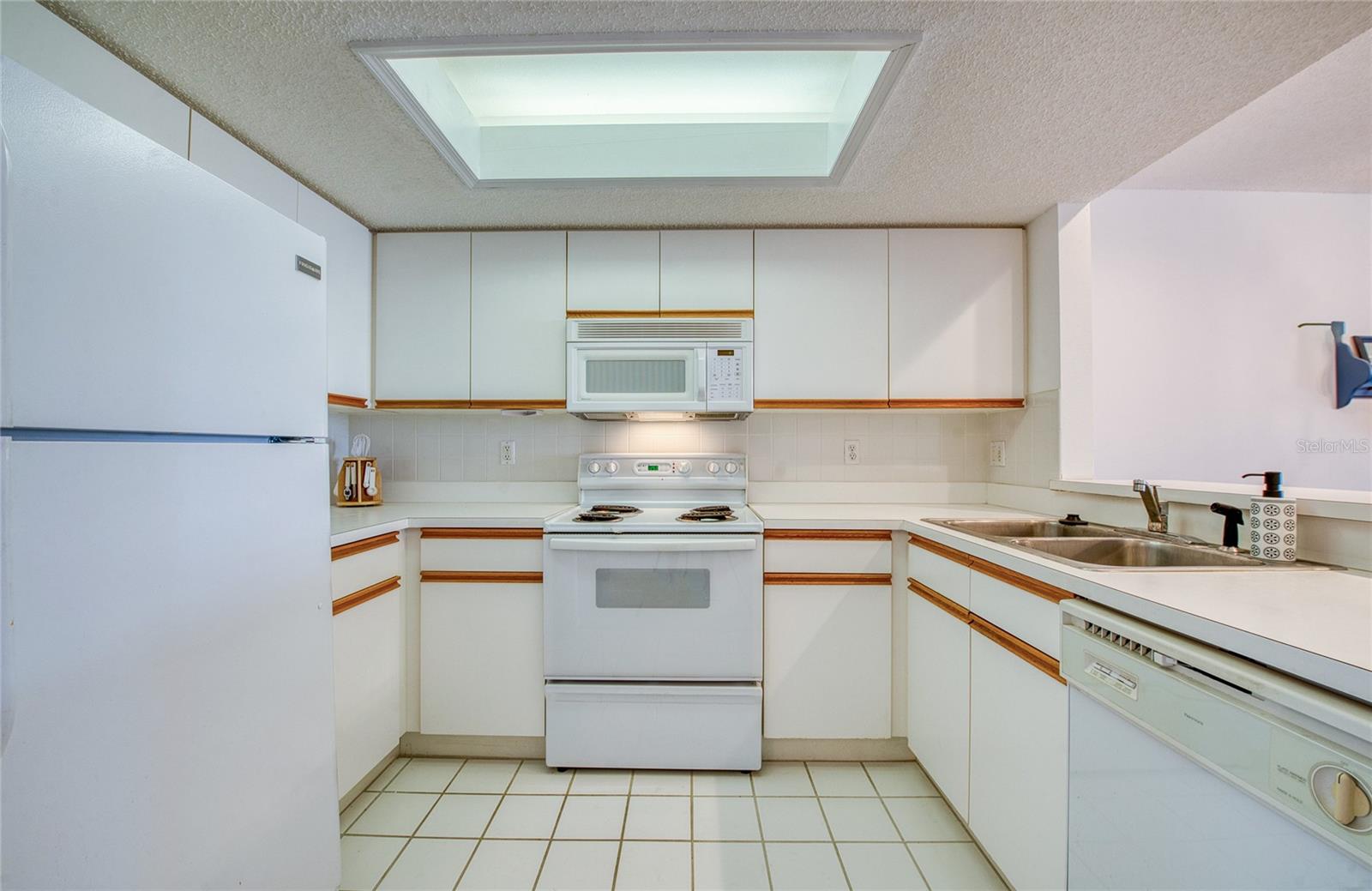 Image 7 of 61 For 285 Madeira Circle