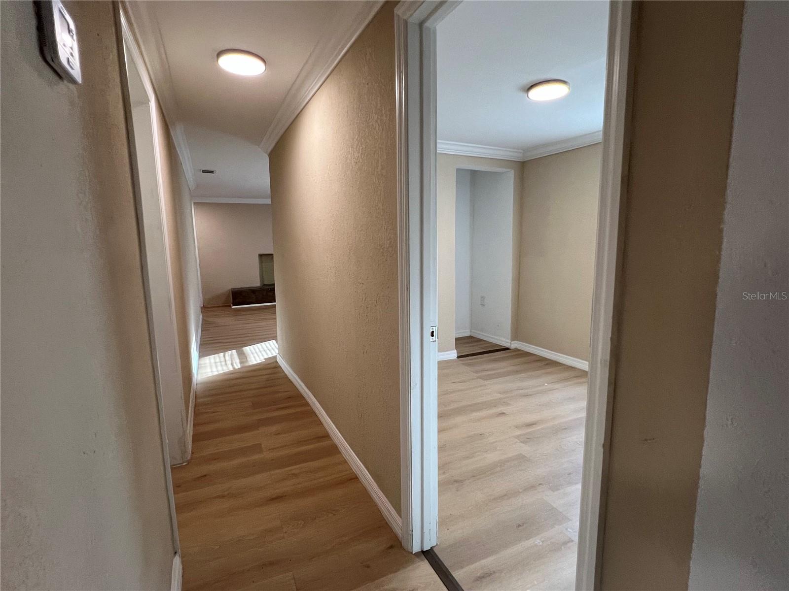 Image 17 of 46 For 816 Drane Street Nw