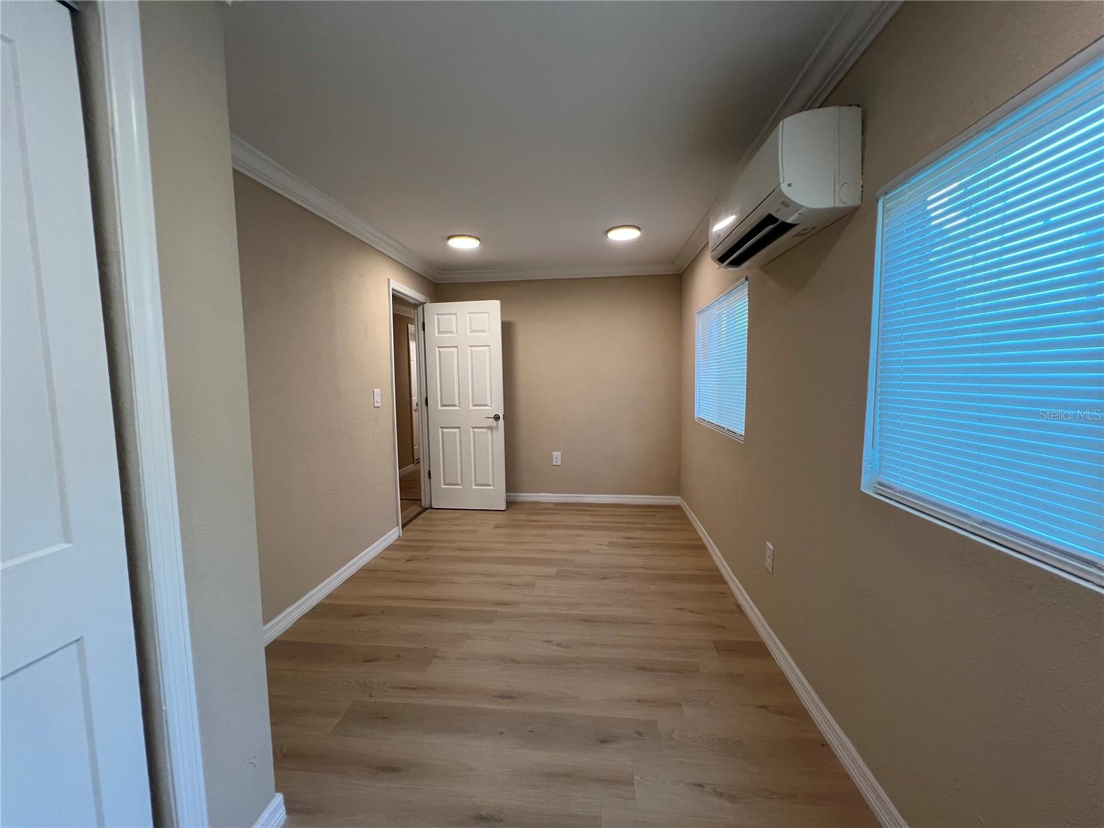 Image 23 of 46 For 816 Drane Street Nw