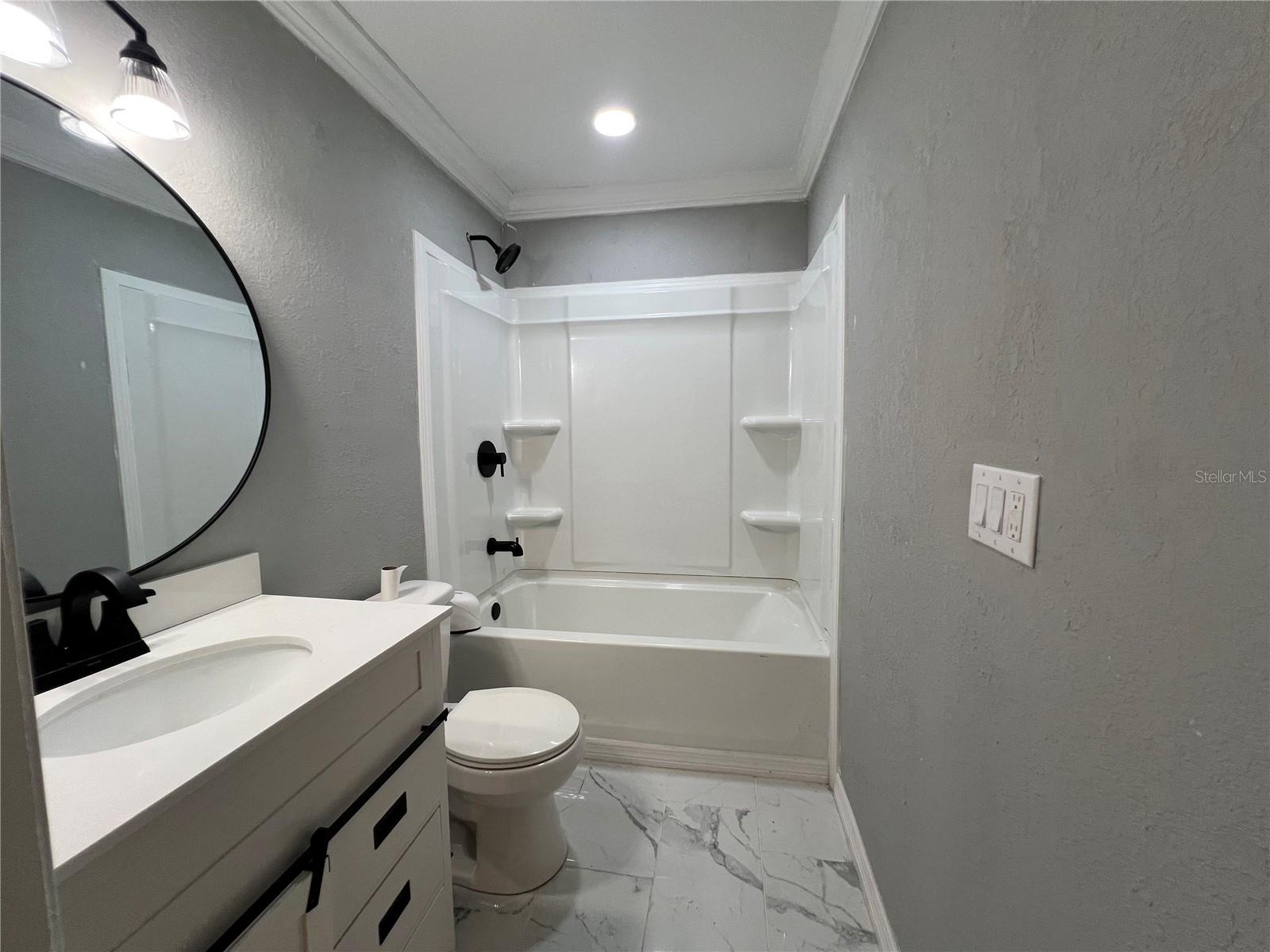 Image 30 of 46 For 816 Drane Street Nw