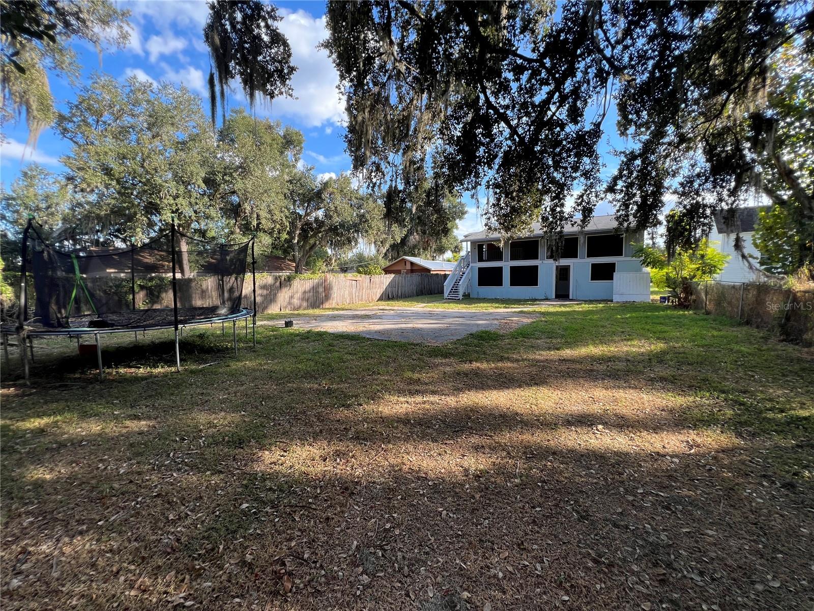 Image 36 of 46 For 816 Drane Street Nw