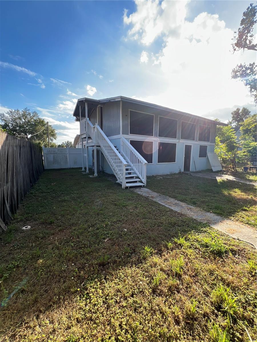 Image 37 of 46 For 816 Drane Street Nw