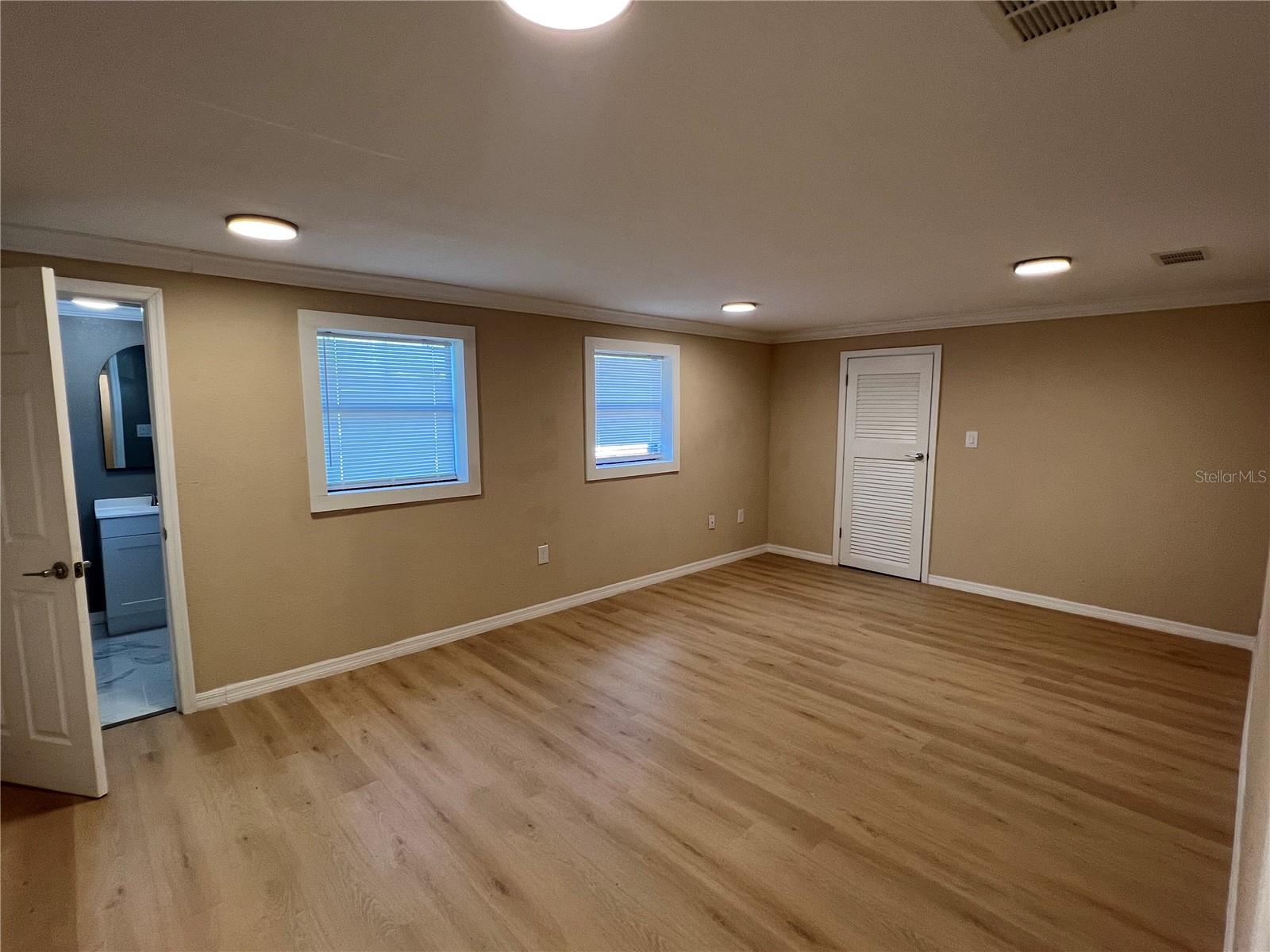 Image 9 of 46 For 816 Drane Street Nw