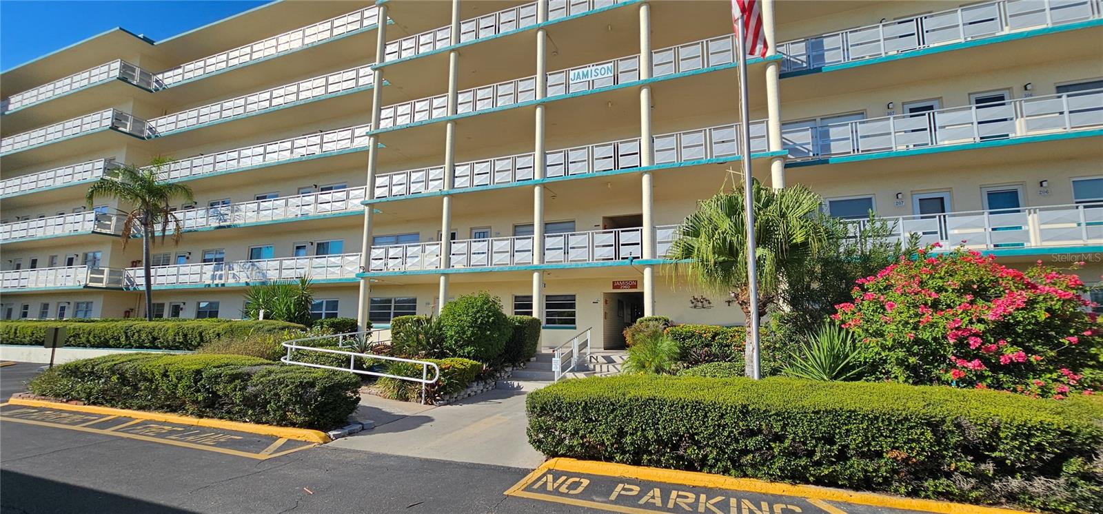 Image 22 of 43 For 2960 59th Street S 202