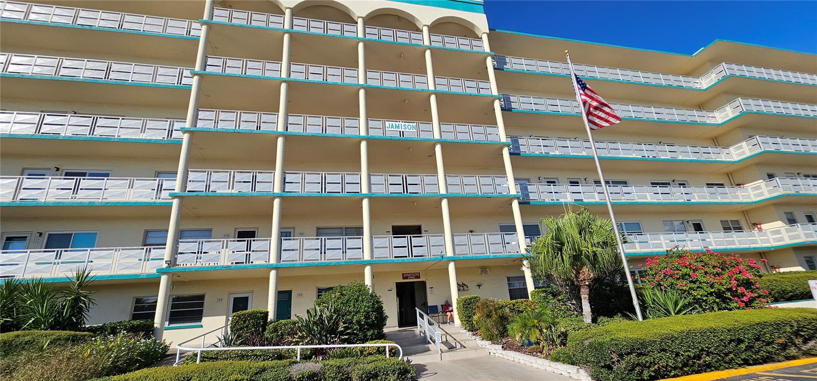 Image 23 of 43 For 2960 59th Street S 202