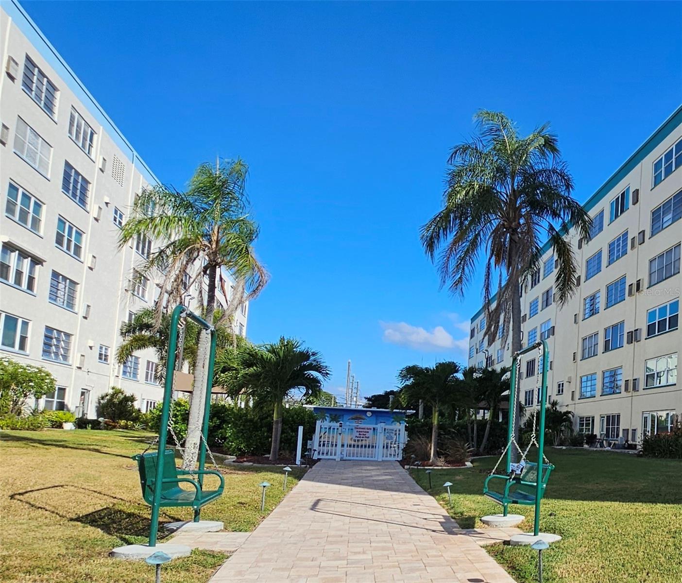 Image 24 of 43 For 2960 59th Street S 202