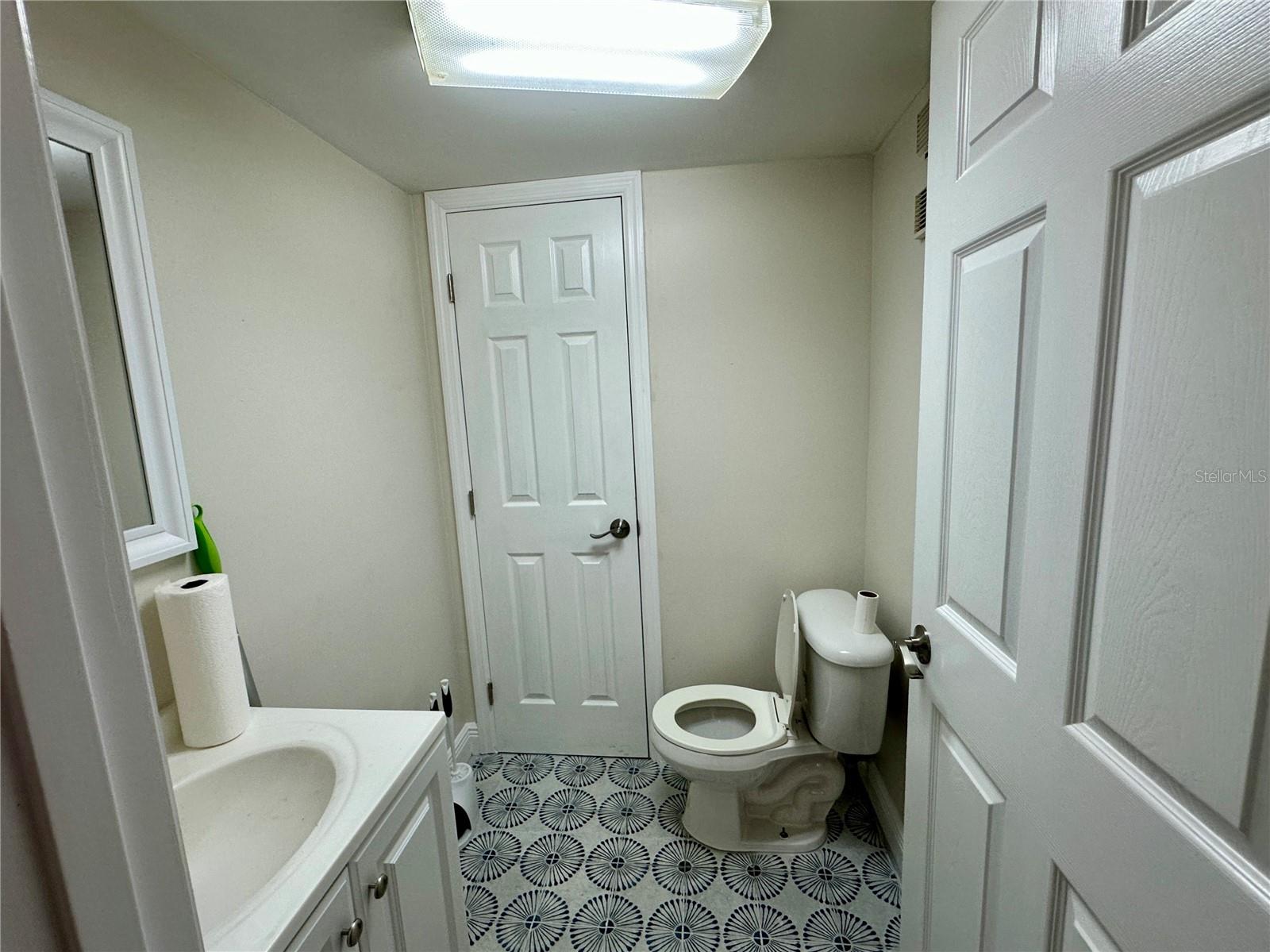 Image 8 of 10 For 500 2nd Street