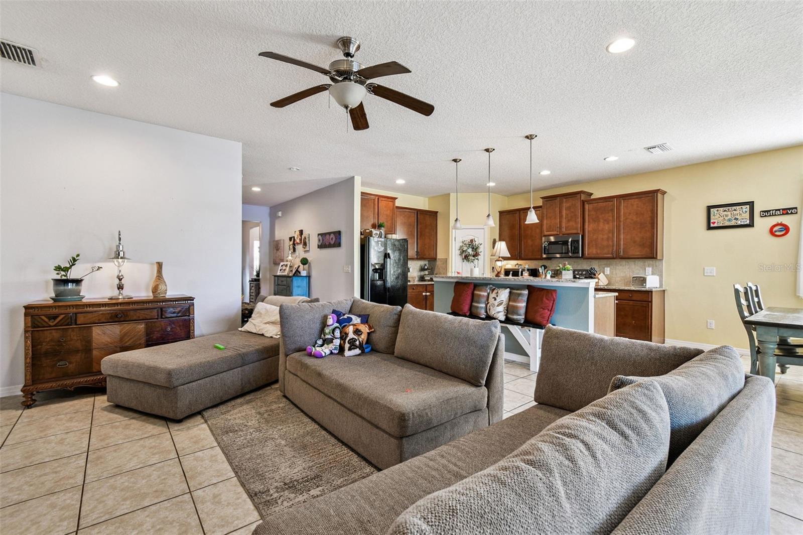 Image 16 of 47 For 1110 Lauren Manor Loop