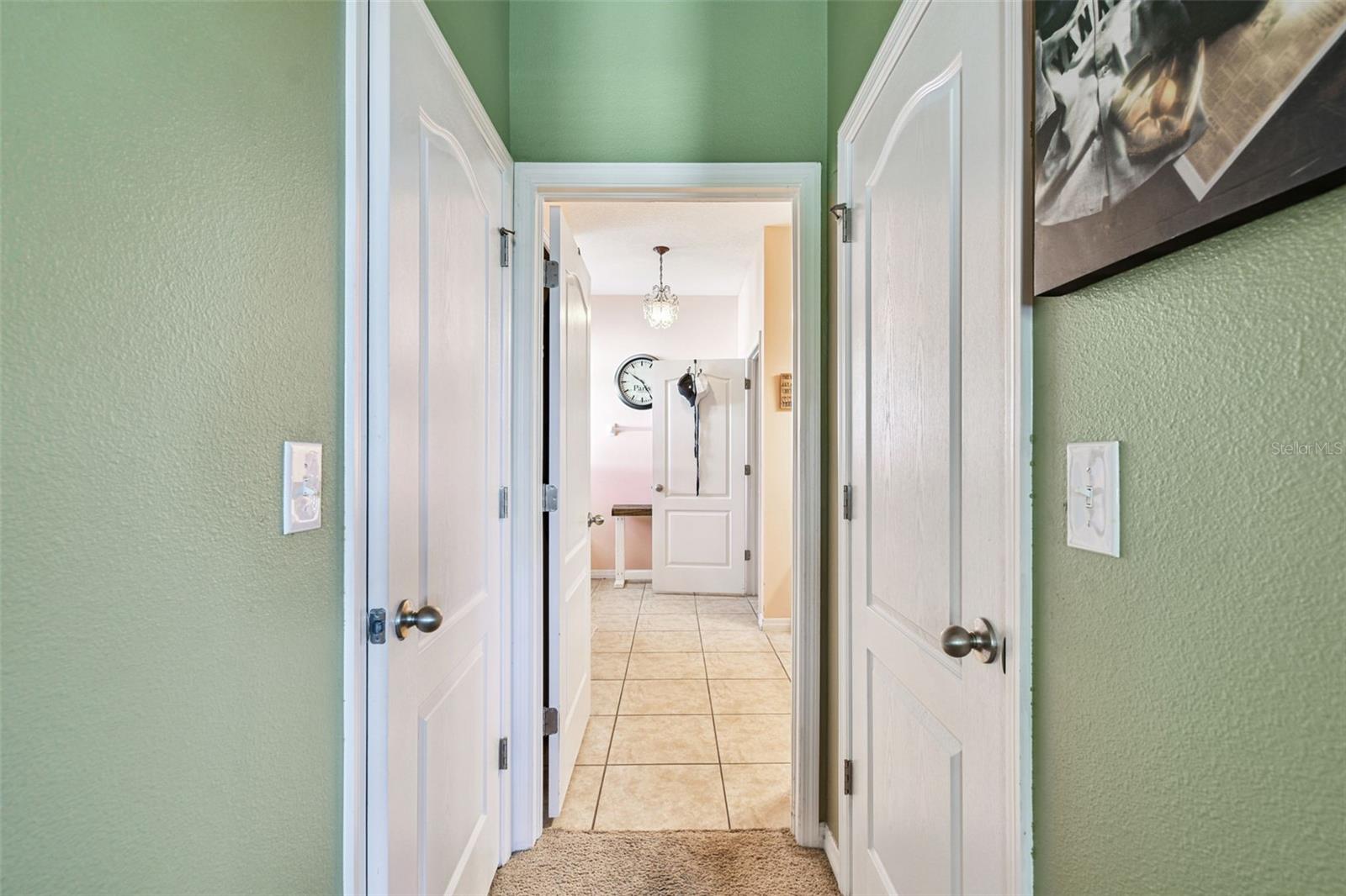 Image 18 of 47 For 1110 Lauren Manor Loop