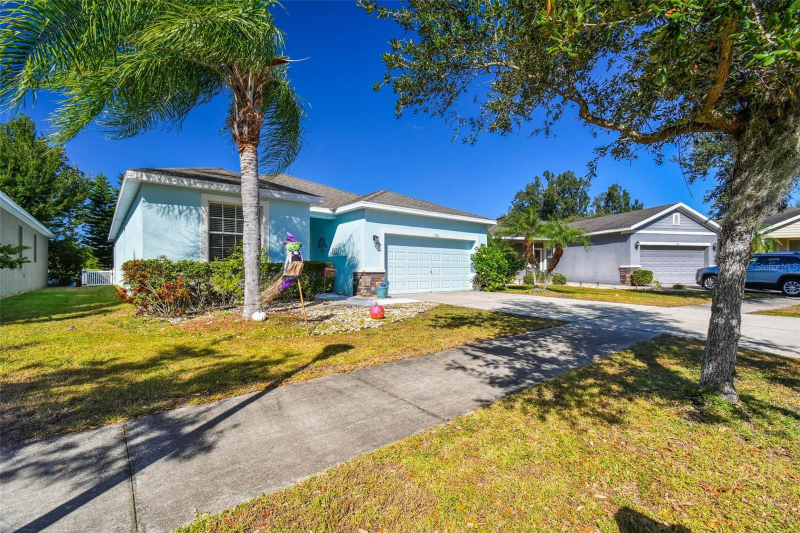 Image 2 of 47 For 1110 Lauren Manor Loop