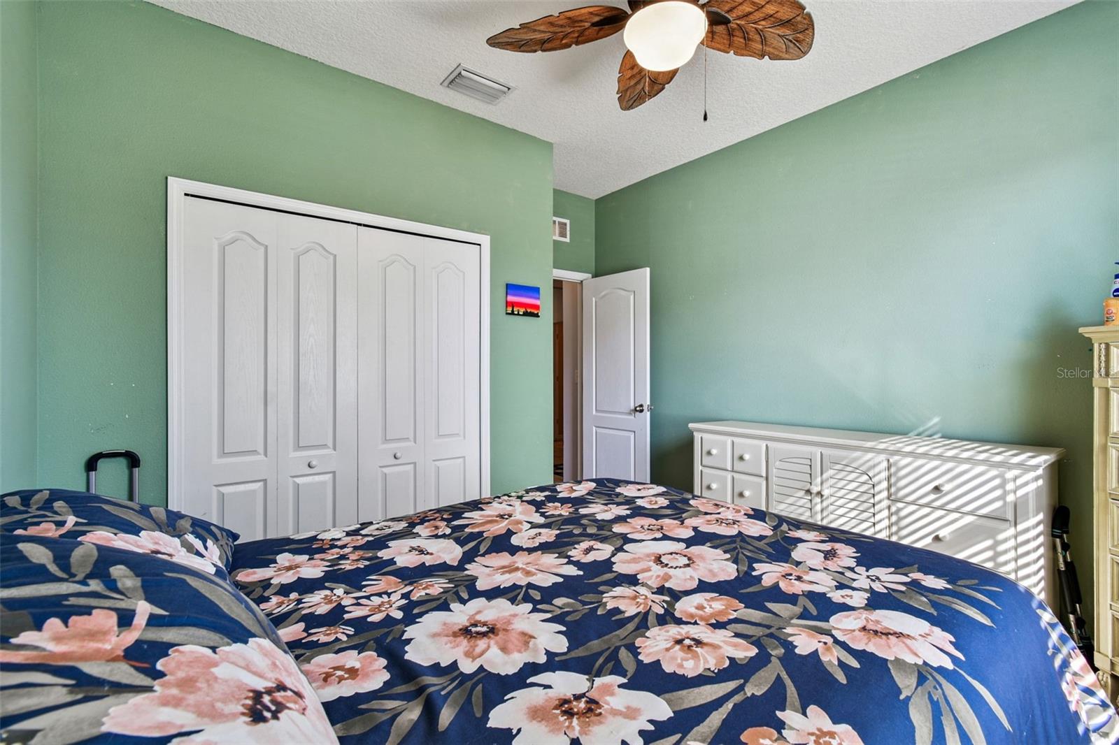 Image 22 of 47 For 1110 Lauren Manor Loop