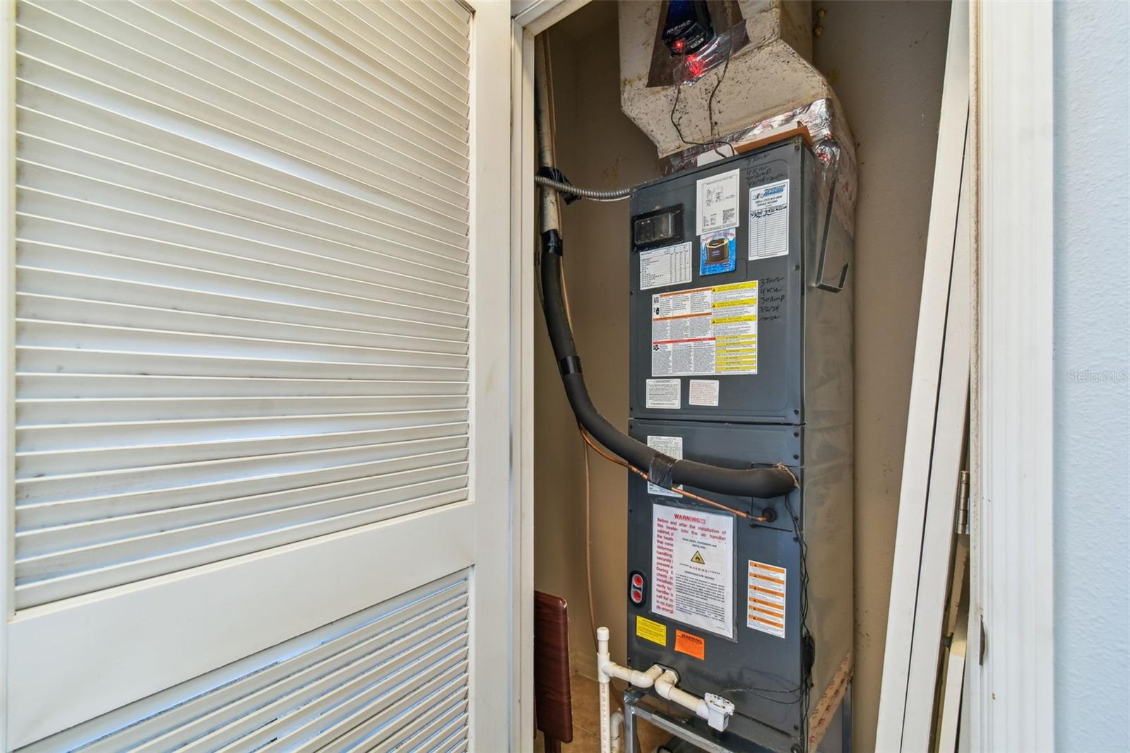 Image 26 of 47 For 1110 Lauren Manor Loop