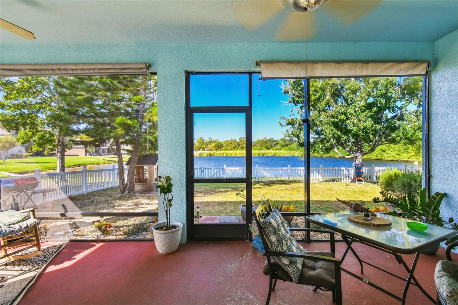 Image 28 of 47 For 1110 Lauren Manor Loop