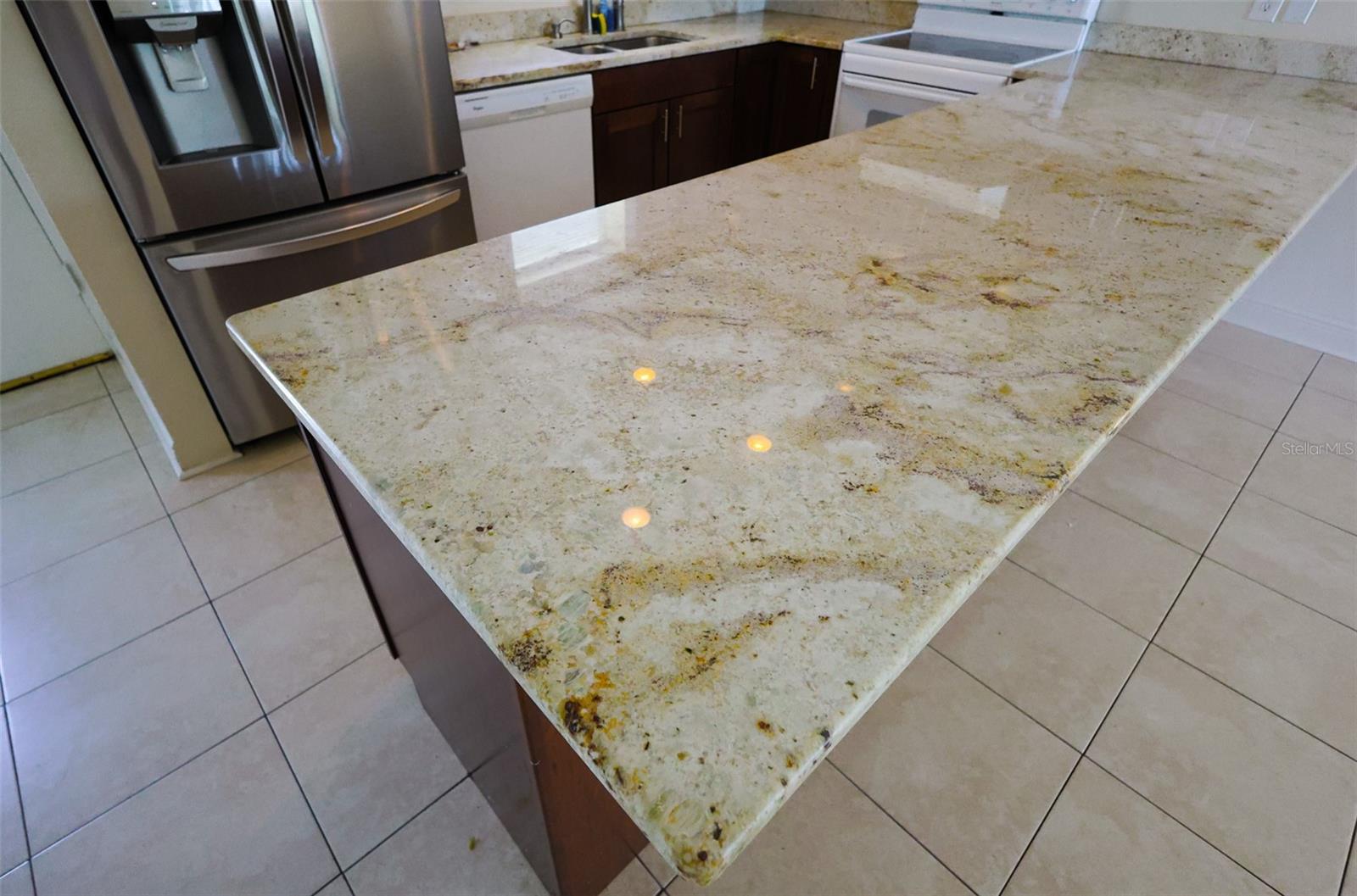 Image 5 of 18 For 1960 Union Street 34