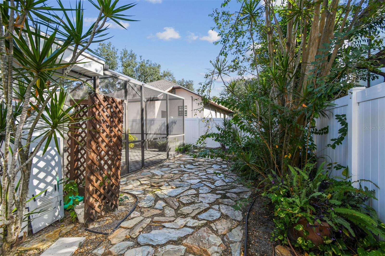 Image 45 of 51 For 2 Treasure Drive