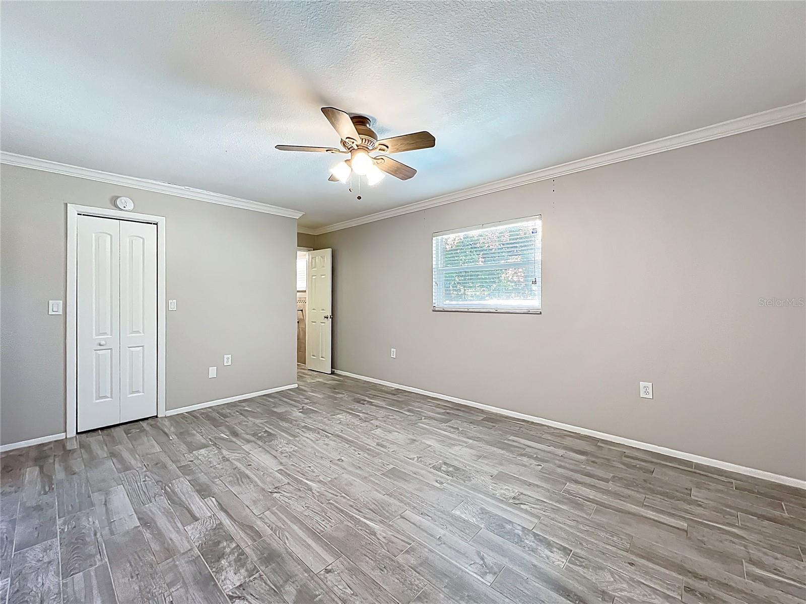 Image 30 of 47 For 300 Bay Hills Boulevard