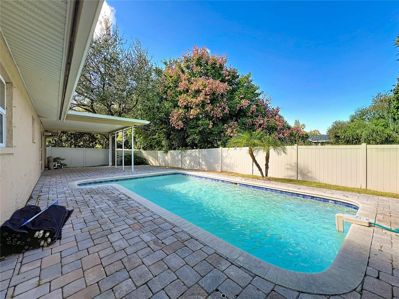 Image 39 of 47 For 300 Bay Hills Boulevard