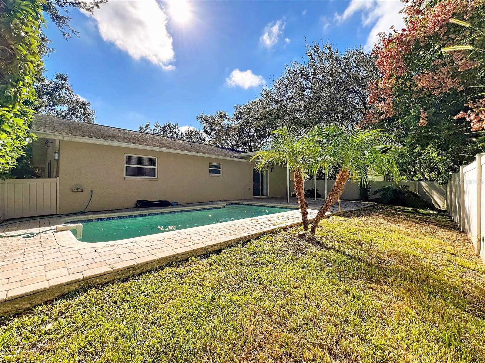 Image 40 of 47 For 300 Bay Hills Boulevard