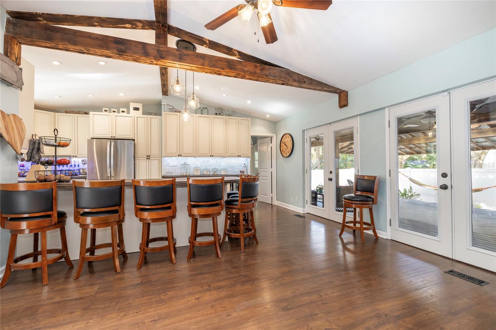 Image 12 of 54 For 3086 Huron Avenue