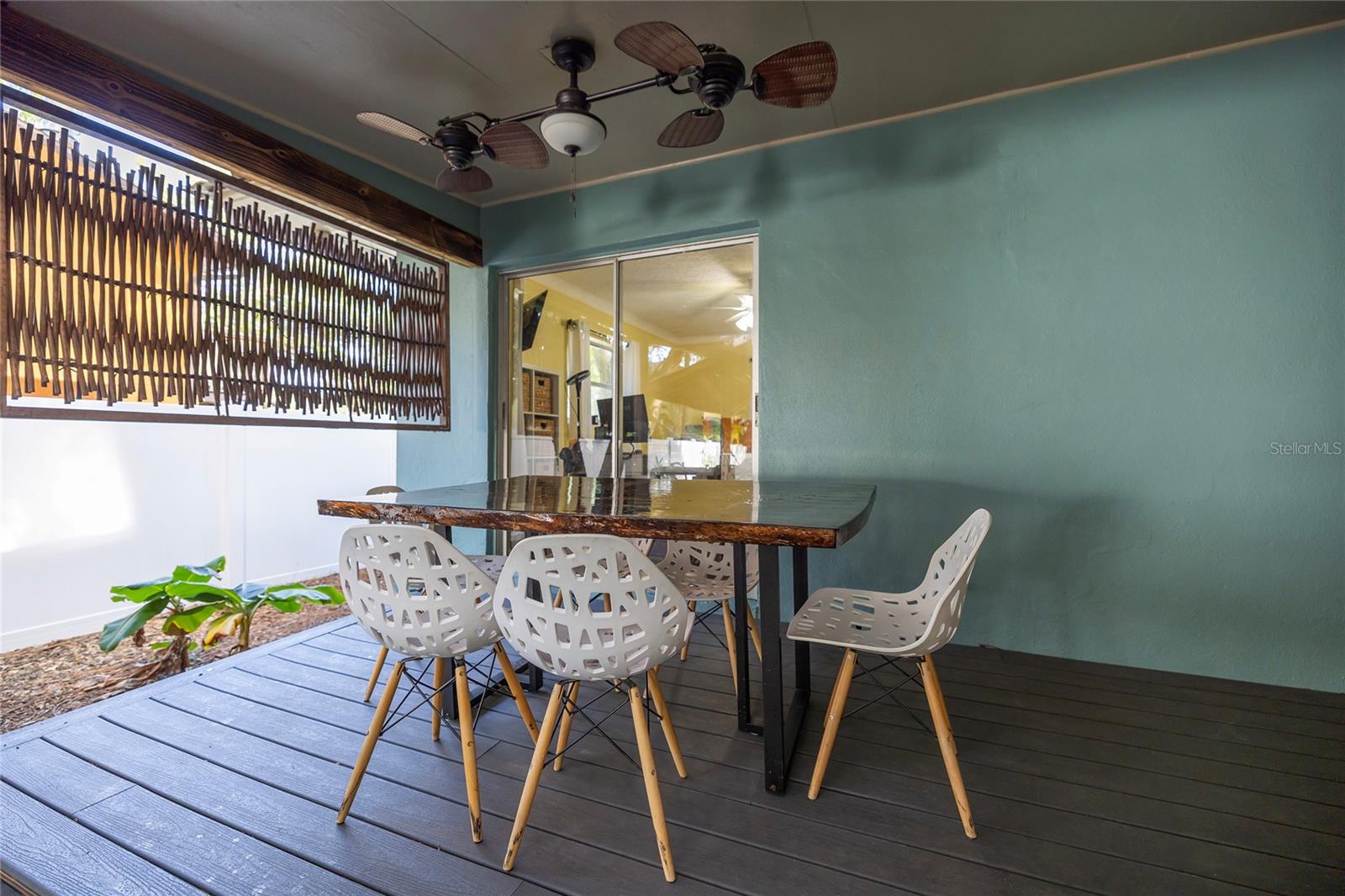 Image 28 of 54 For 3086 Huron Avenue