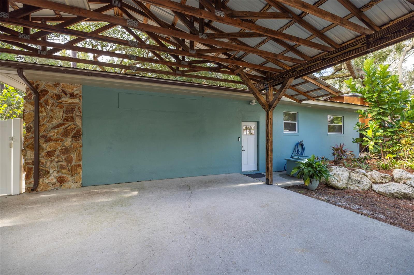 Image 3 of 54 For 3086 Huron Avenue