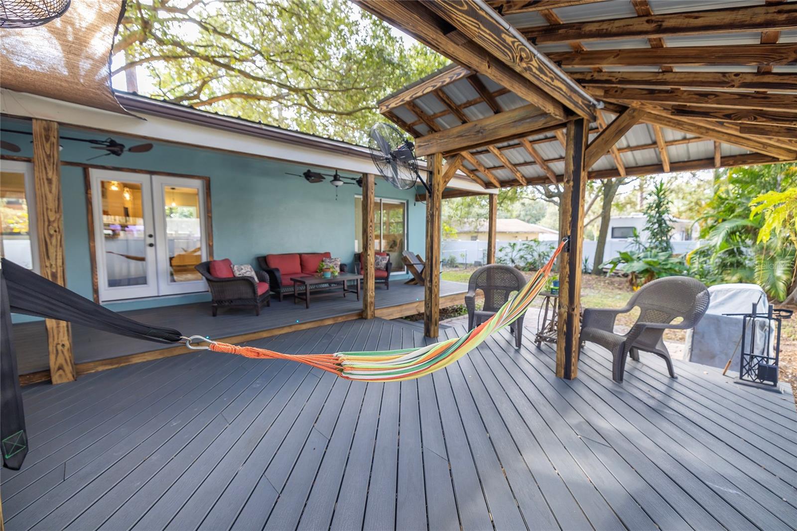 Image 30 of 54 For 3086 Huron Avenue