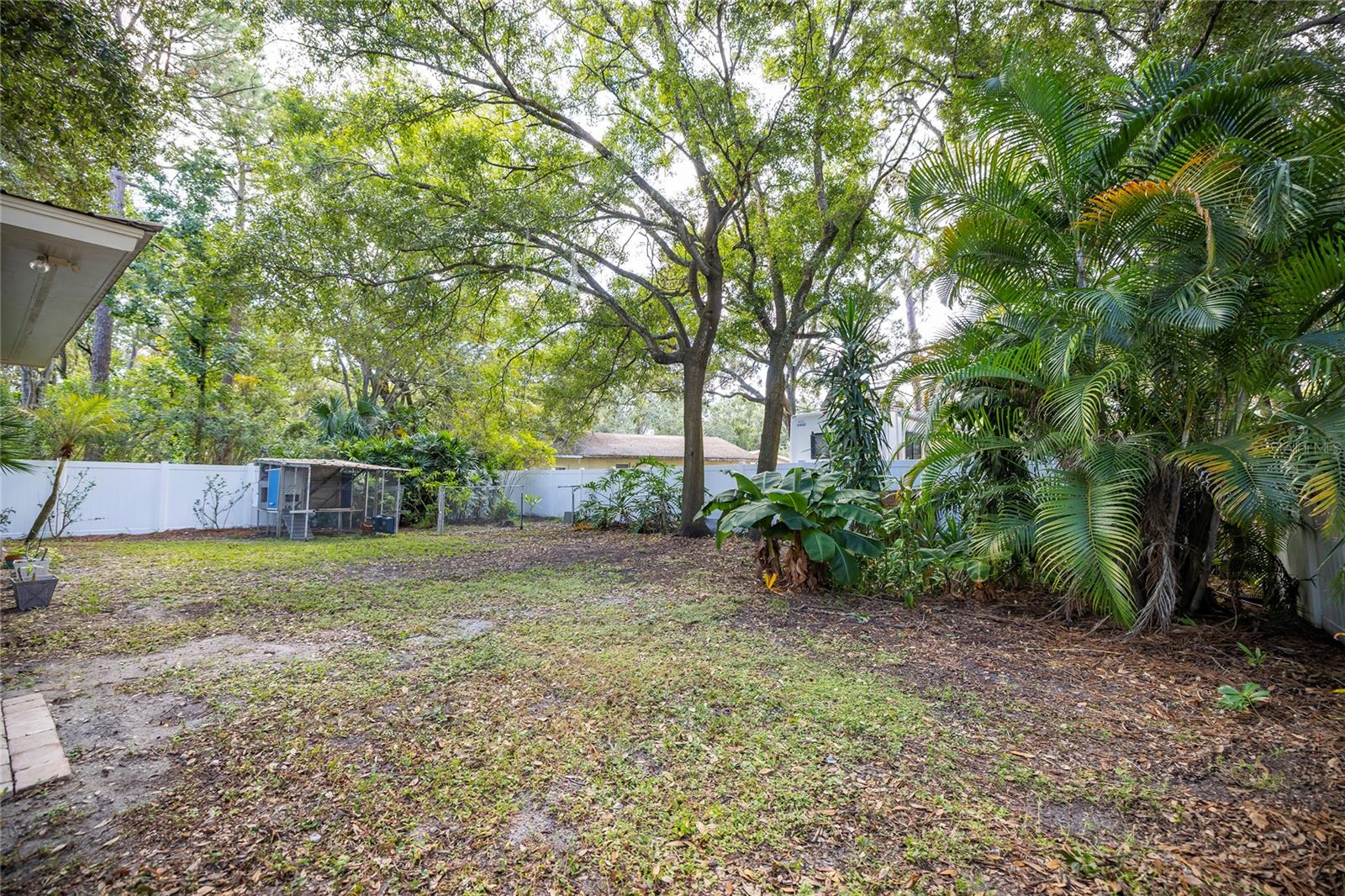 Image 36 of 54 For 3086 Huron Avenue