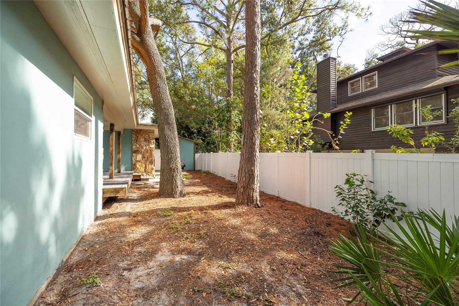 Image 39 of 54 For 3086 Huron Avenue