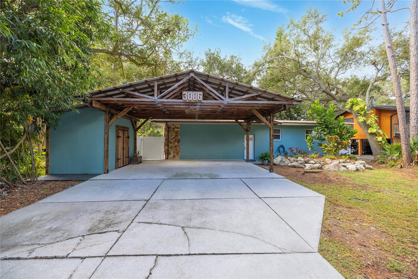 Image 45 of 54 For 3086 Huron Avenue