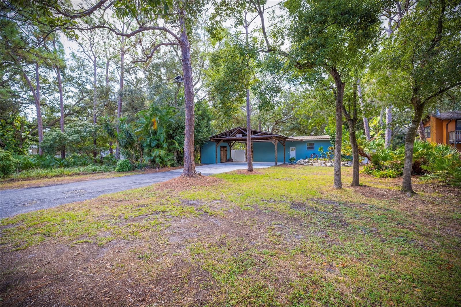 Image 49 of 54 For 3086 Huron Avenue