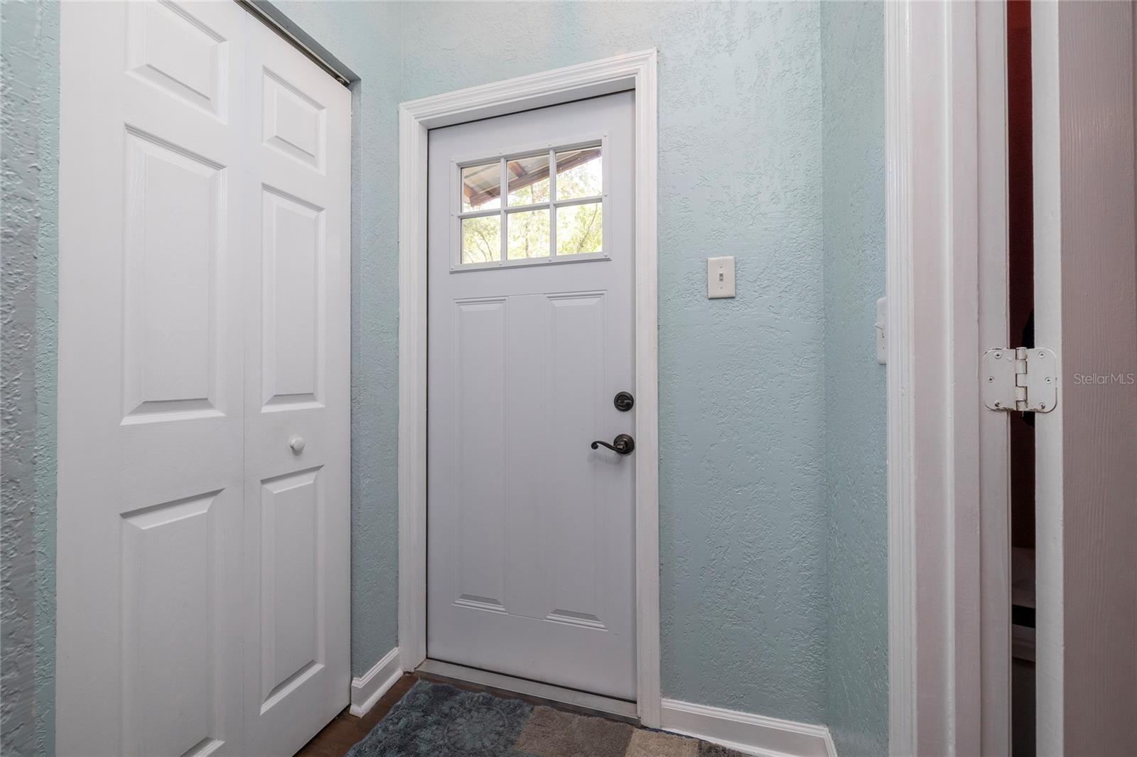 Image 51 of 54 For 3086 Huron Avenue