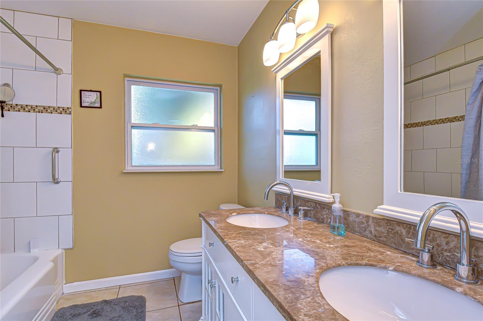 Image 20 of 36 For 1725 Lombardy Drive