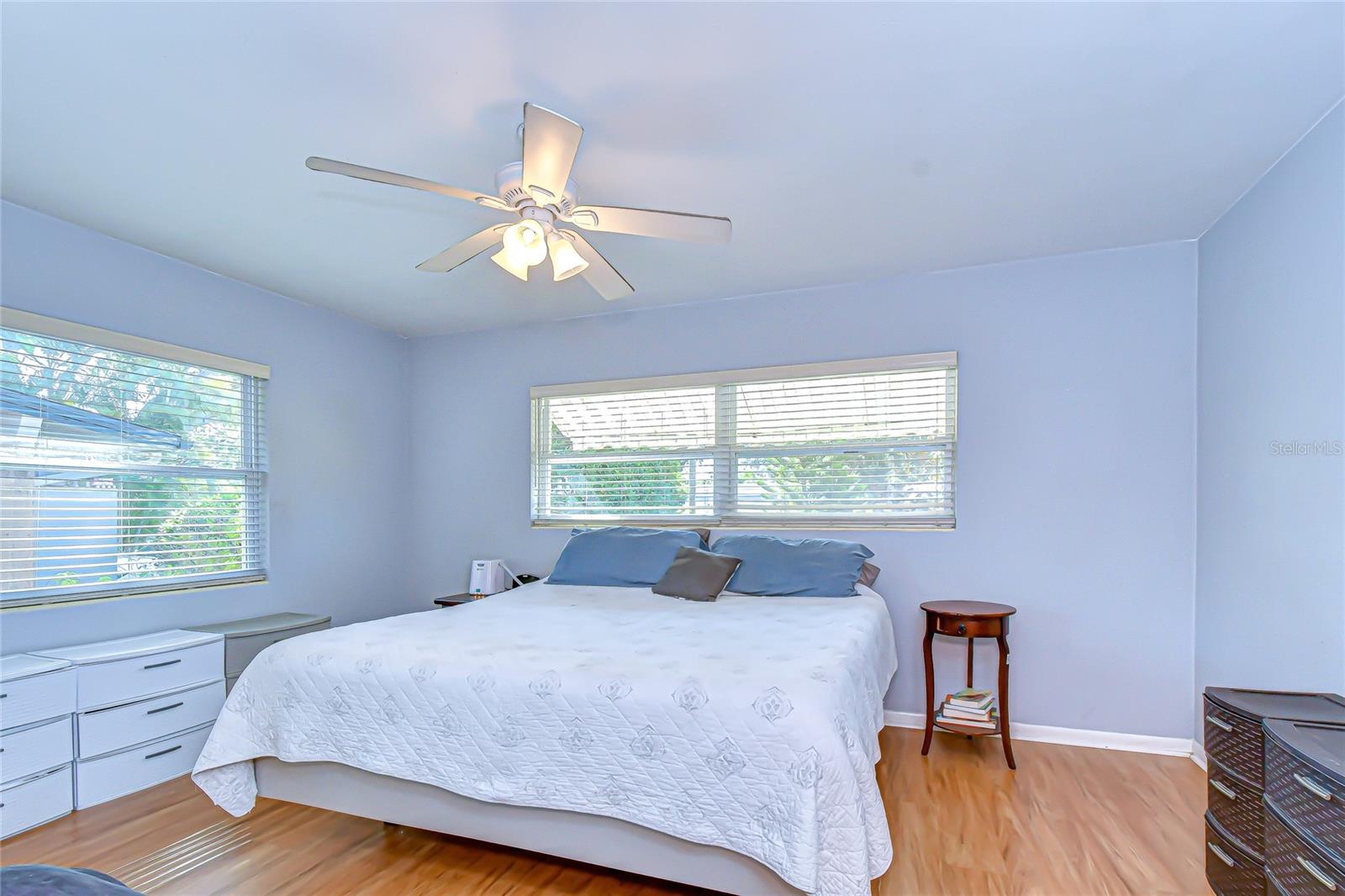 Image 21 of 36 For 1725 Lombardy Drive