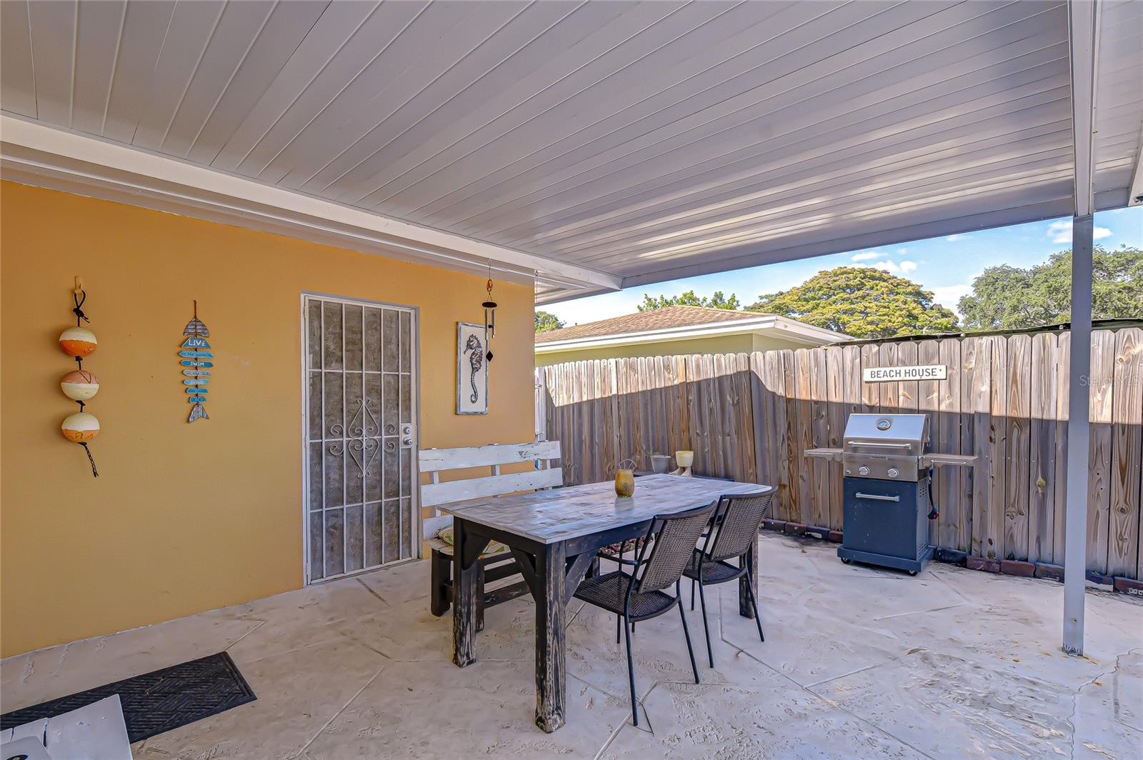 Image 25 of 36 For 1725 Lombardy Drive