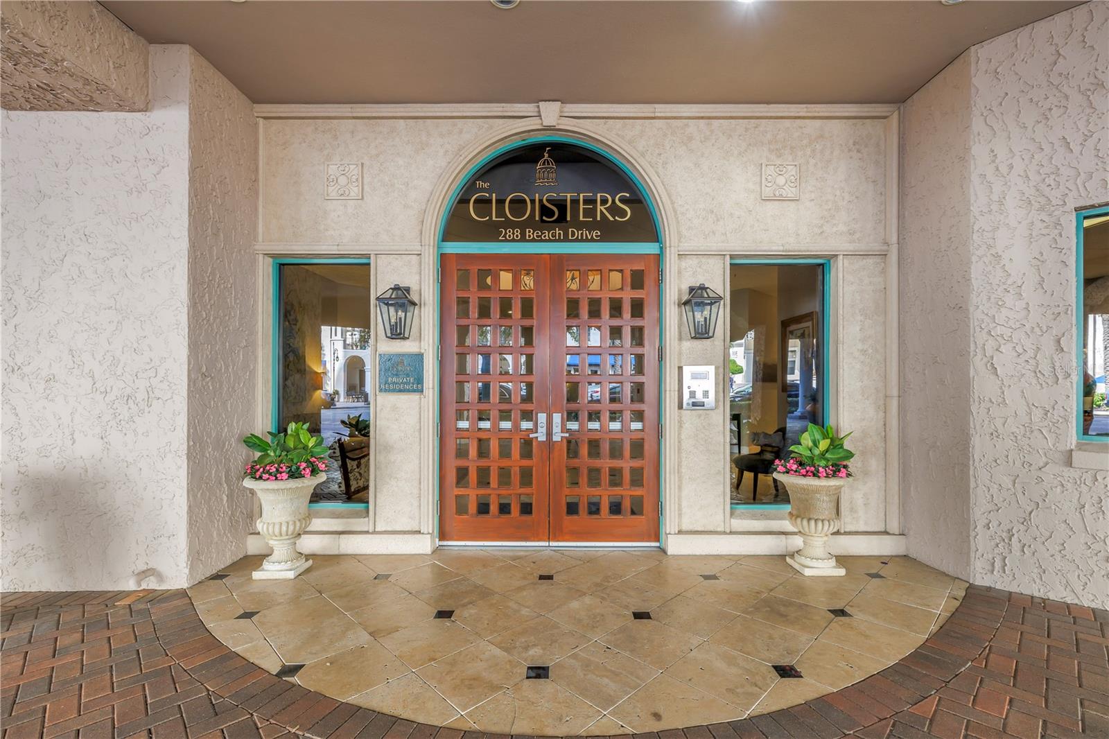 Image 2 of 85 For 288 Beach Drive Ne 6b