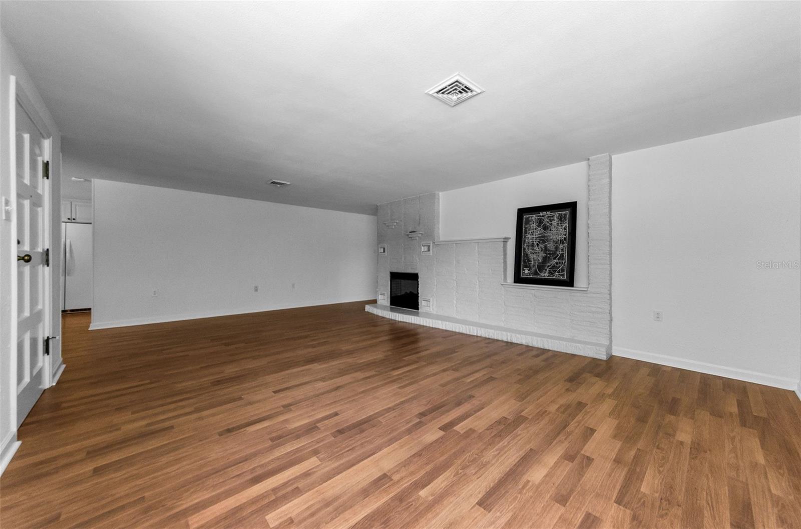 Image 10 of 39 For 10702 Oregon Avenue