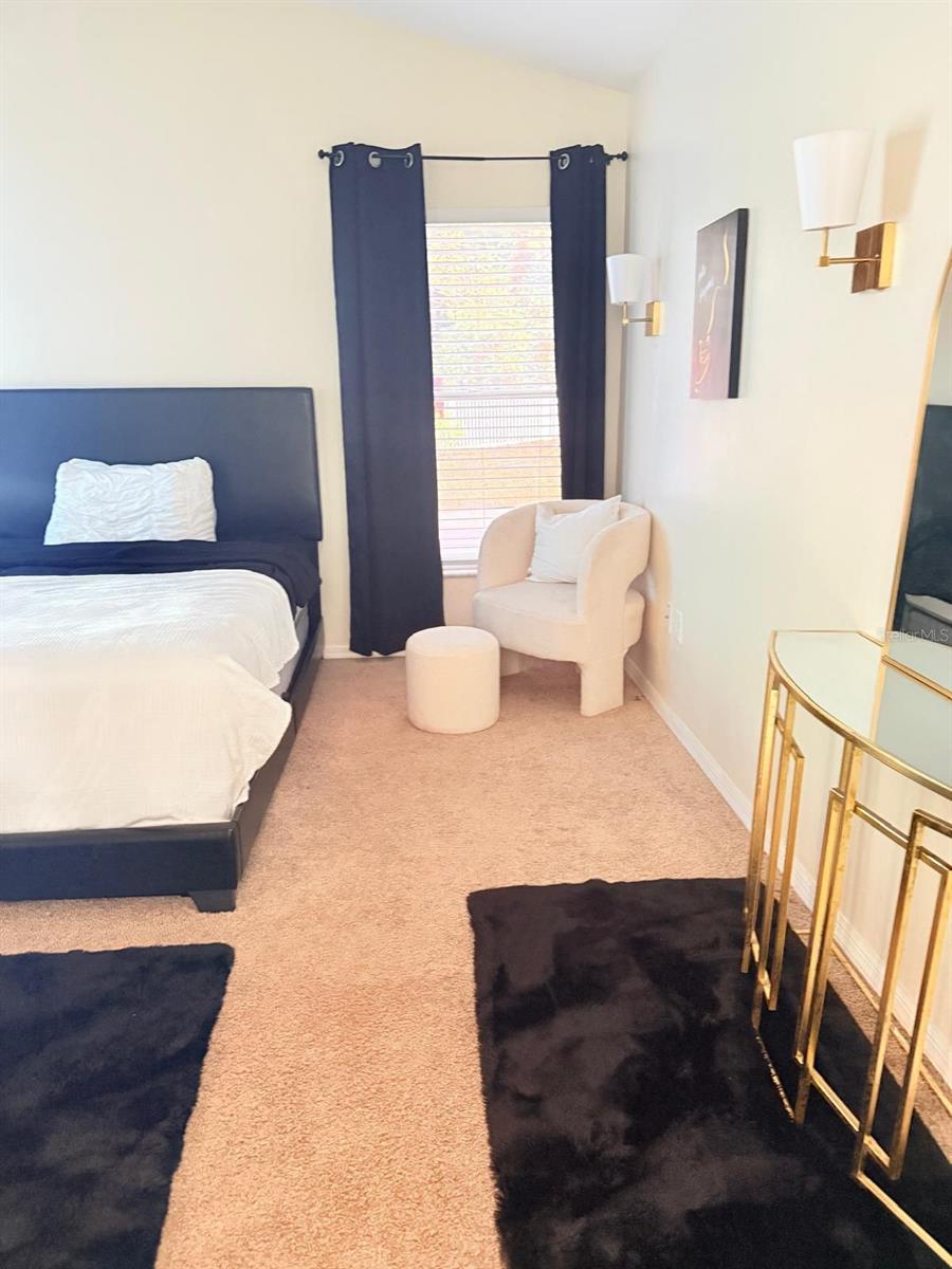 Image 33 of 45 For 3201 Saturn Court