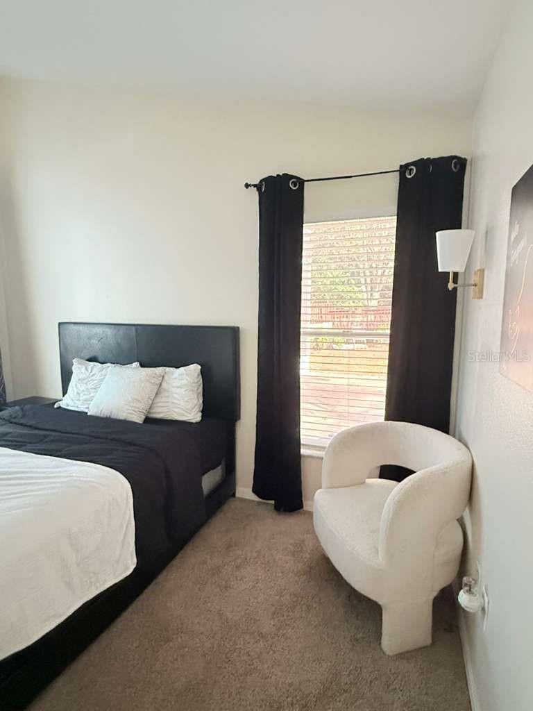 Image 37 of 45 For 3201 Saturn Court