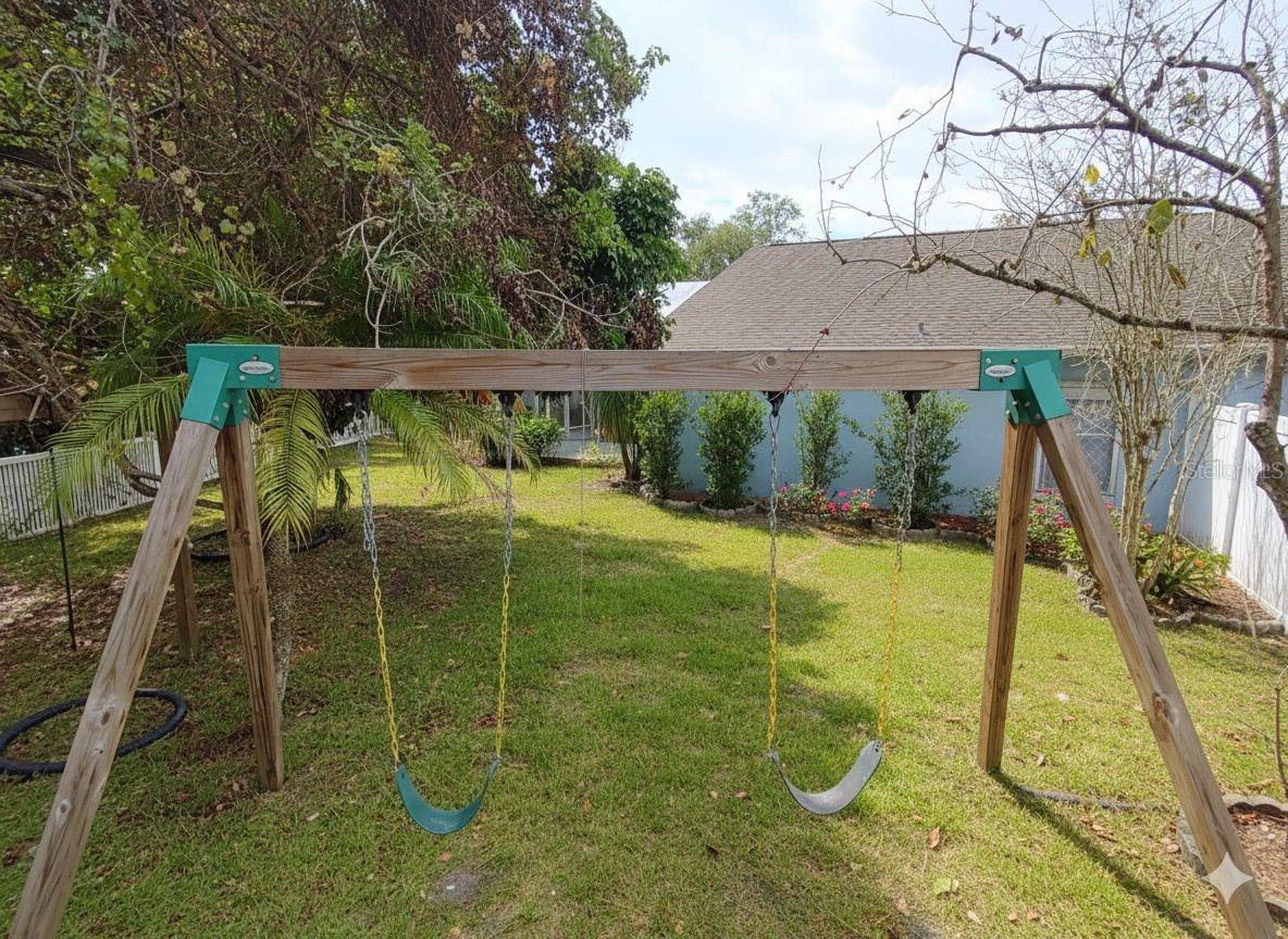 Image 42 of 45 For 3201 Saturn Court