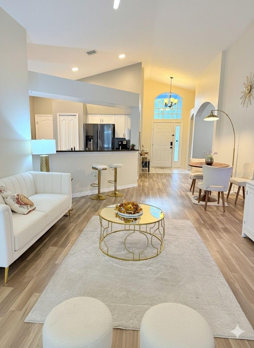 Image 7 of 28 For 3201 Saturn Court