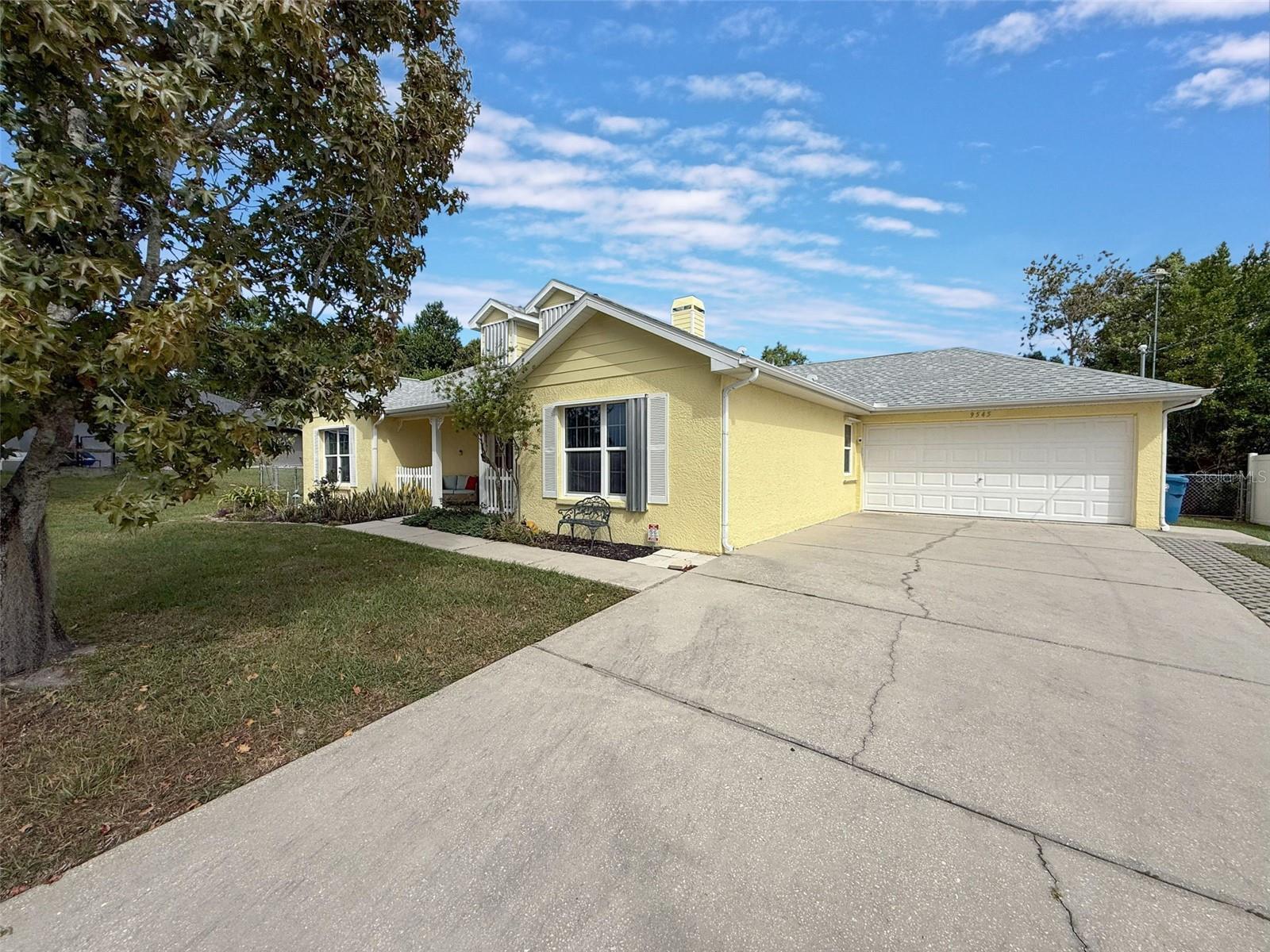Listing photo id 1 for 9545 Montebello Lane