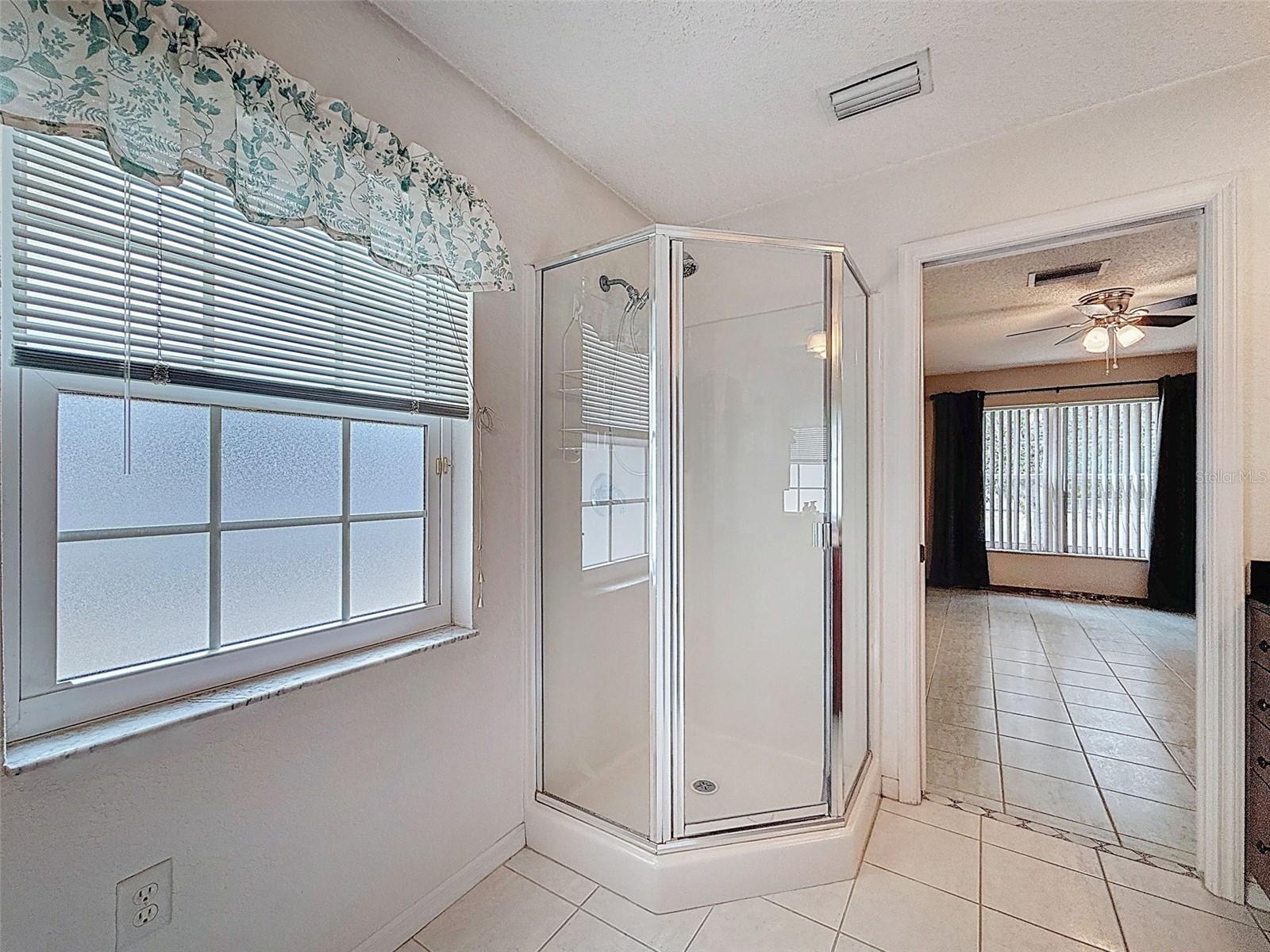 Listing photo id 31 for 9545 Montebello Lane