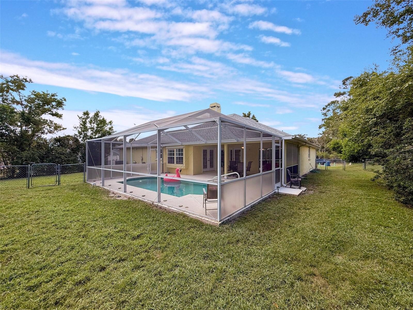 Listing photo id 56 for 9545 Montebello Lane