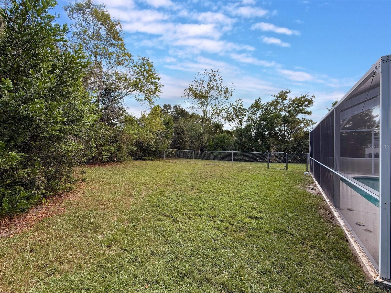 Listing photo id 64 for 9545 Montebello Lane