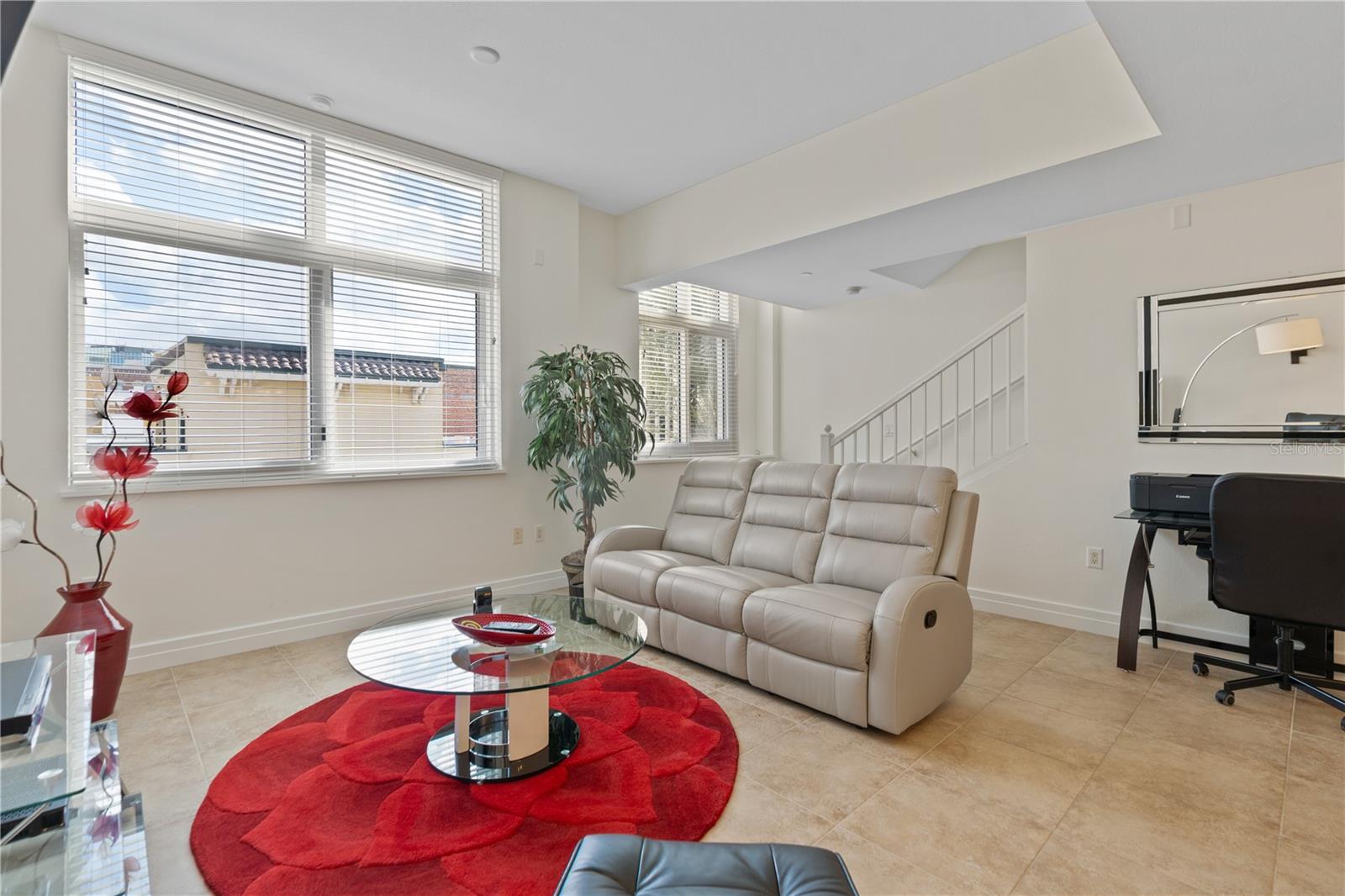 Image 9 of 36 For 331 Cleveland Street 312