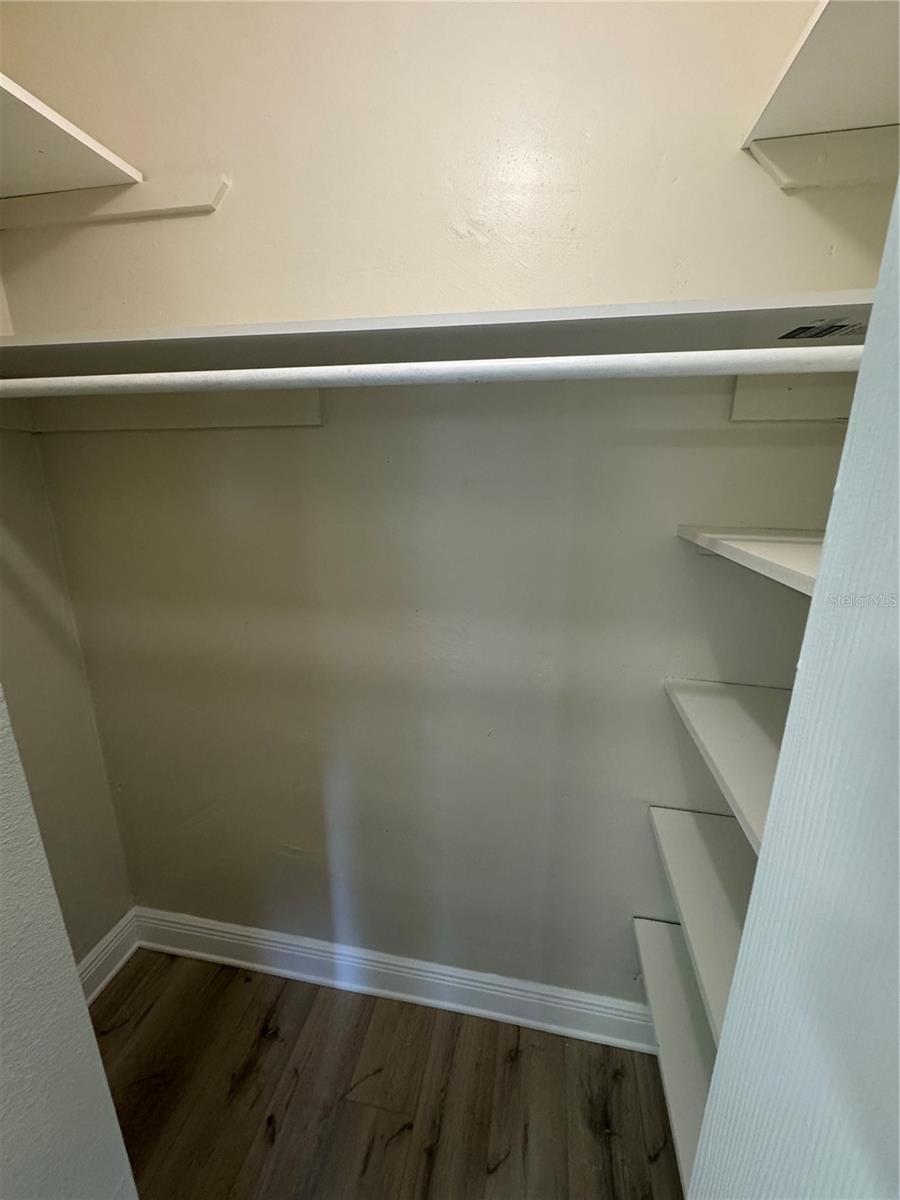 Image 11 of 28 For 31 Fredrica Avenue