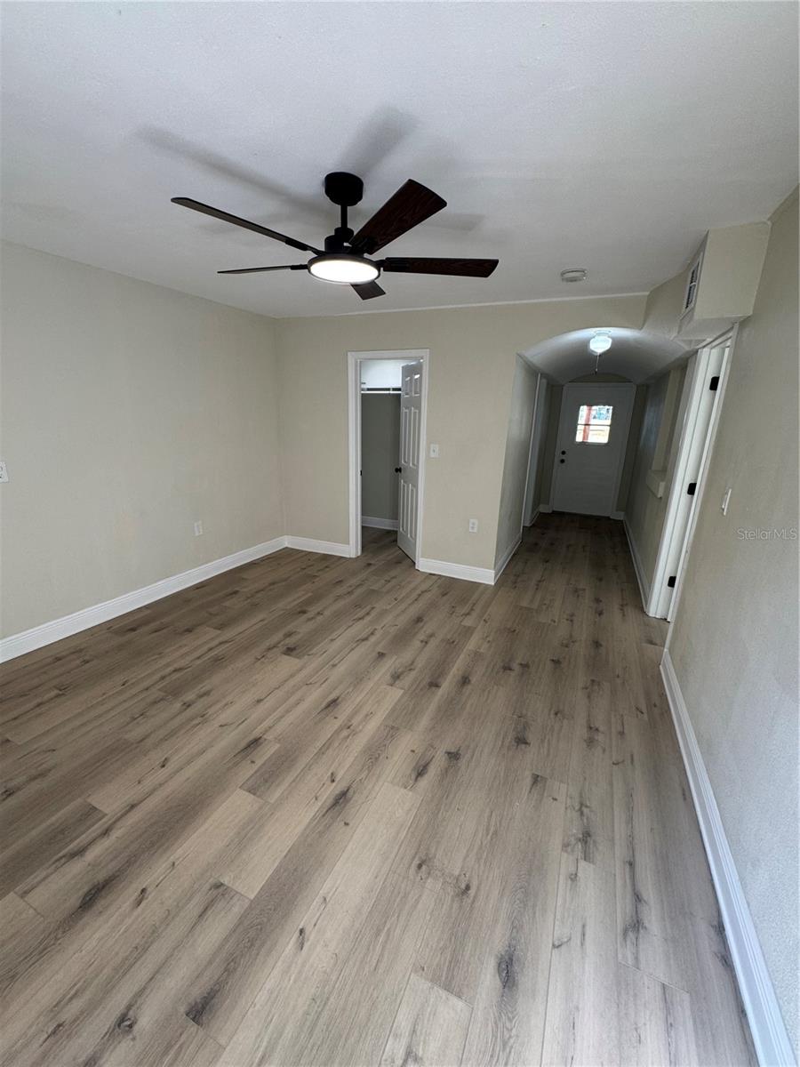 Image 23 of 28 For 31 Fredrica Avenue