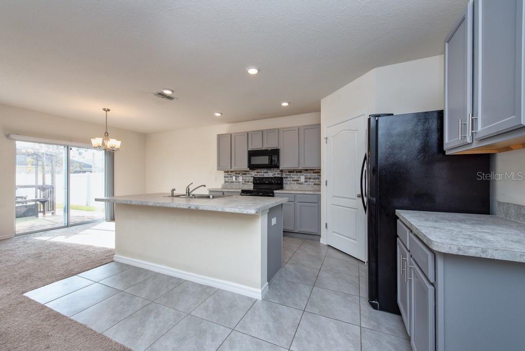 Image 10 of 45 For 337 Honey Bell Road